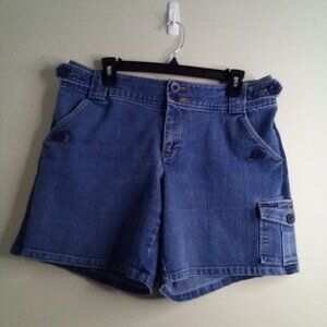 Liz Claiborne Shorts Denim Pockets Cargo Big Button Detail Blue